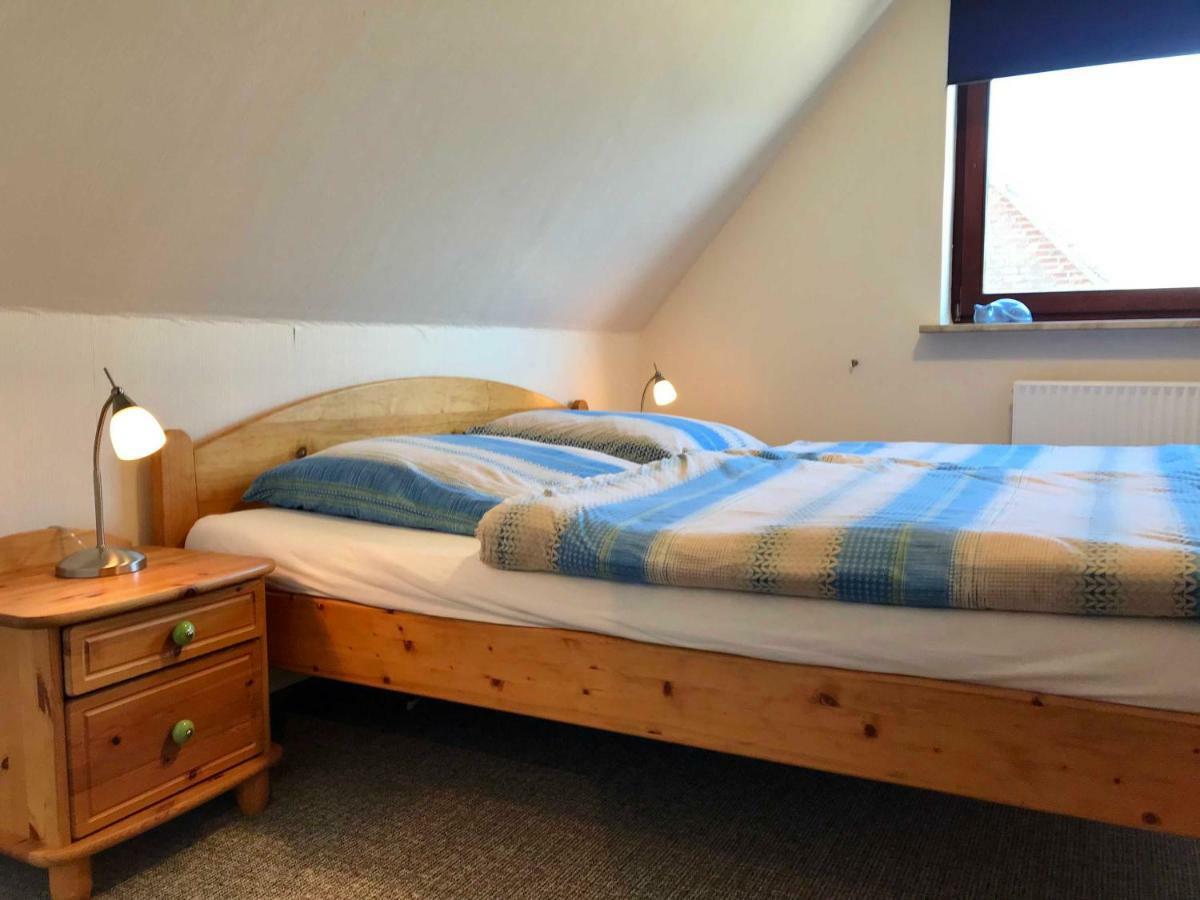 Mal Steinbock _ Ferienwohnung Anni Malente Exteriör bild